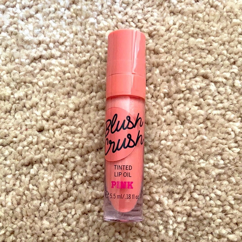 NWT VS PINK Tinted Lip Oil in “Blush Crush”